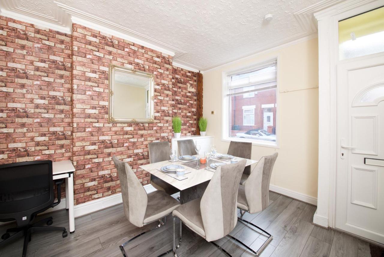 Crystal House 10Min To Manchester City Centre Ideal For Work And Leisure Buitenkant foto